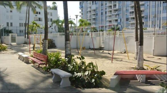 2Br Gem Ocean Front Building Isla Verde Beach San Juan Exteriör bild