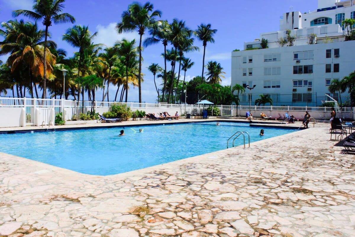 2Br Gem Ocean Front Building Isla Verde Beach San Juan Exteriör bild