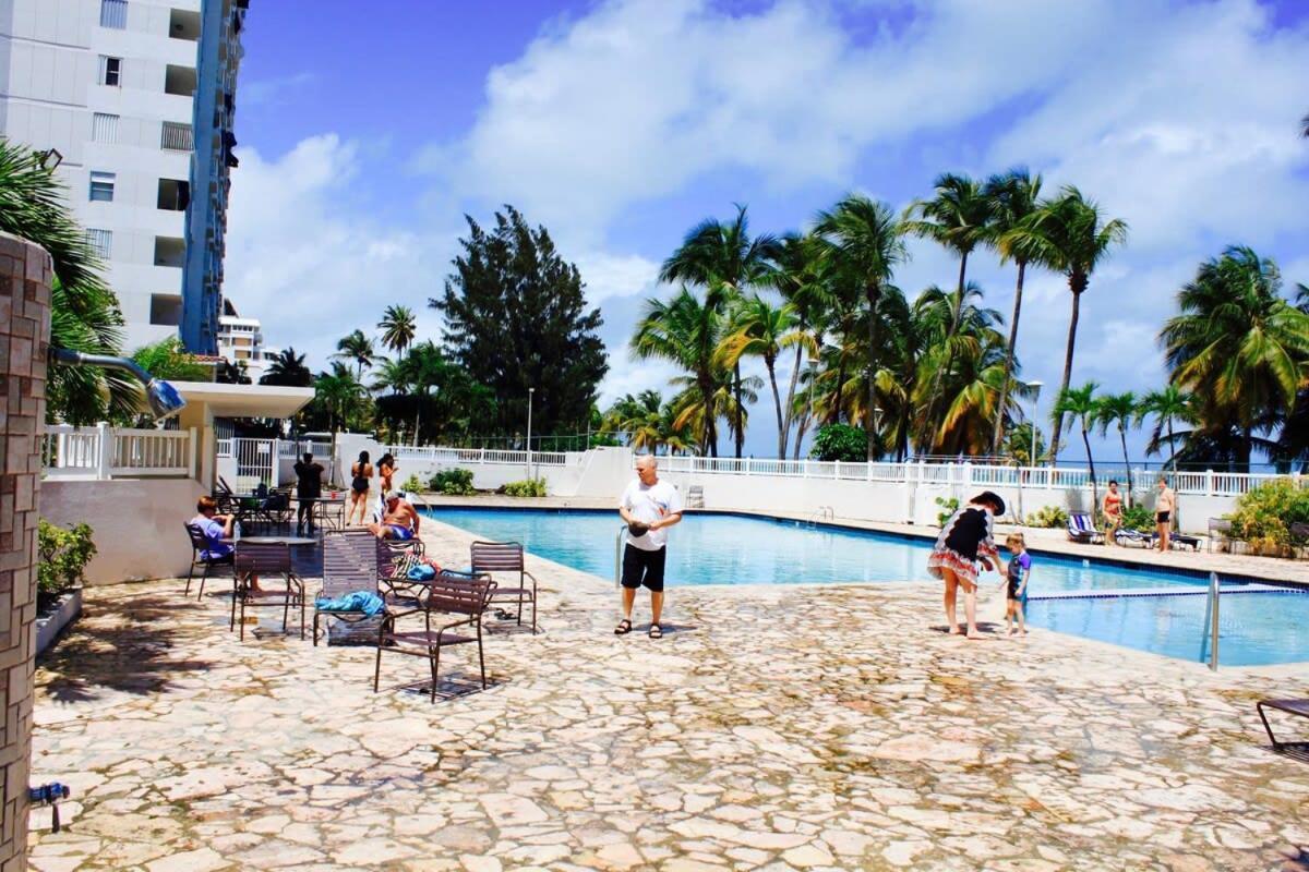 2Br Gem Ocean Front Building Isla Verde Beach San Juan Exteriör bild